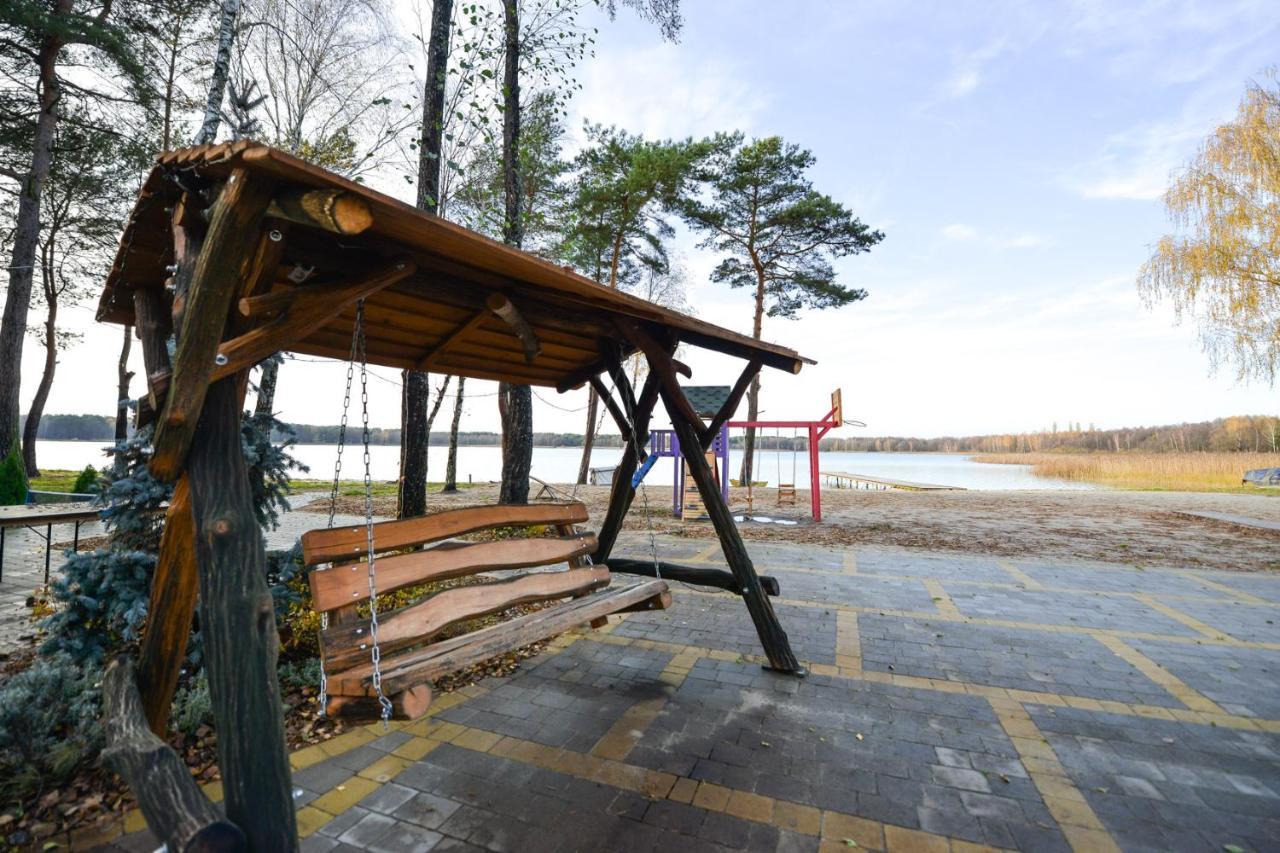 Forest Hotel Polis'ke Buitenkant foto