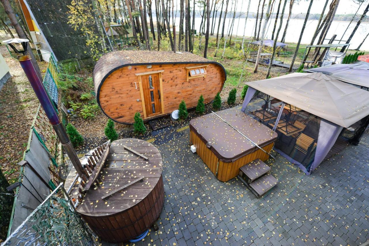 Forest Hotel Polis'ke Buitenkant foto